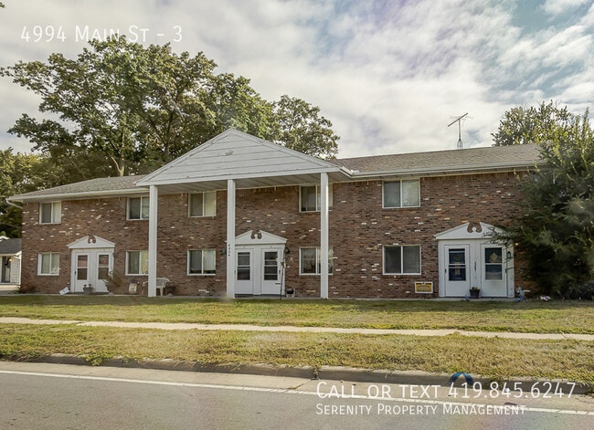 Building Photo - 4994 Main St Rental