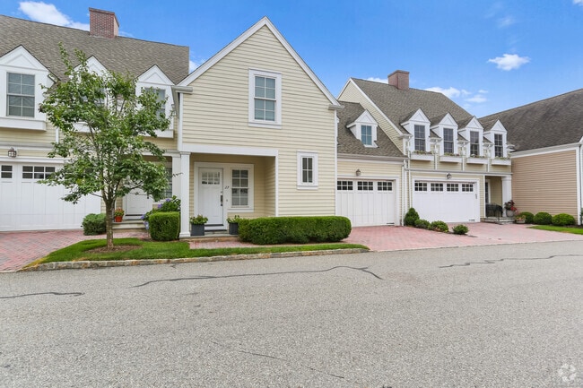 Building Photo - 77 Havemeyer Ln Unit 27 Rental