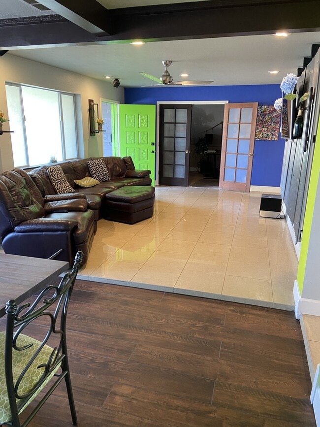 Photo - 6613 E Belleview St