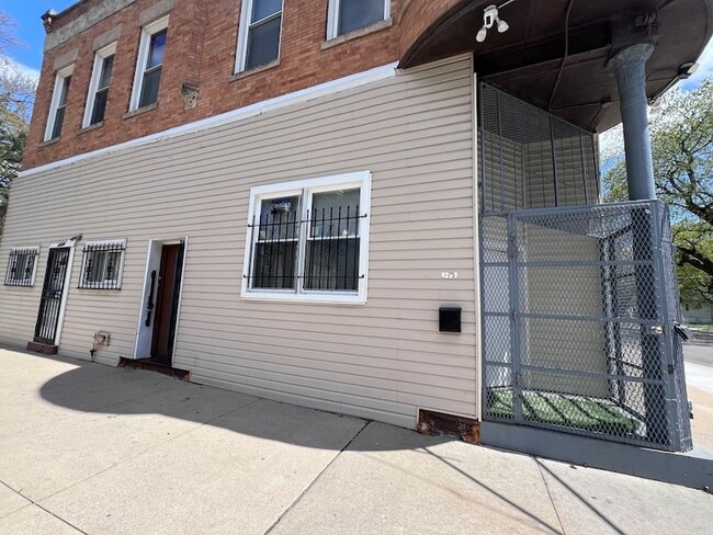 Photo - 5257 S Aberdeen St Unit 1S
