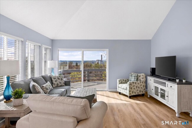 Photo - 675 Townsend Ave Unit 158