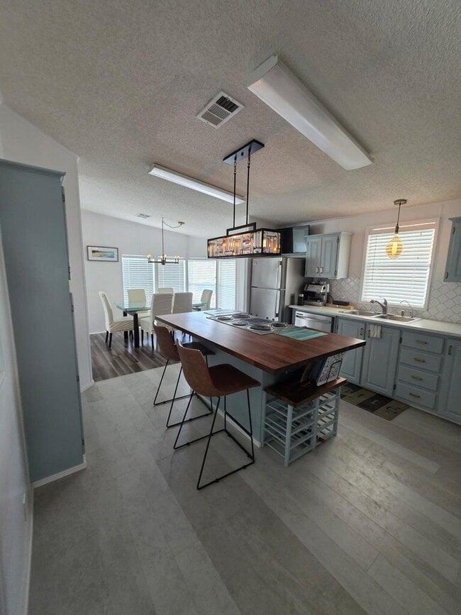 Photo - 6765 Spanish Lakes Blvd