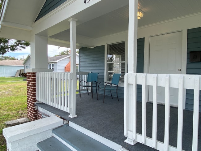 Photo - 4360 Emerson Ave S