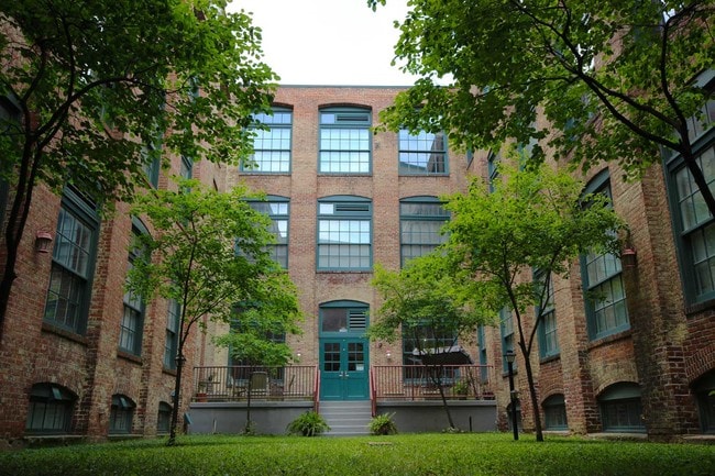 Photo - Atlas Apartments