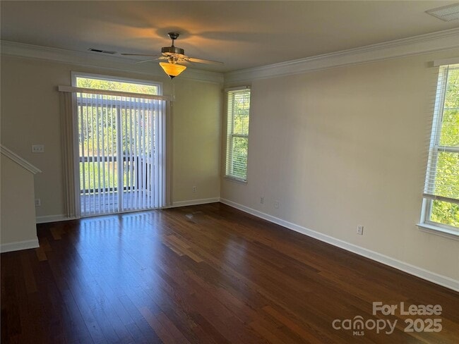 Photo - 9122 Vilandry Way