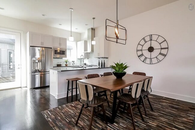 Photo - "Charming 3 Bed, 3 1/2 Baths Townhouse in Nashville's Desirable 37204 Neighborhood!"
In The Heart...