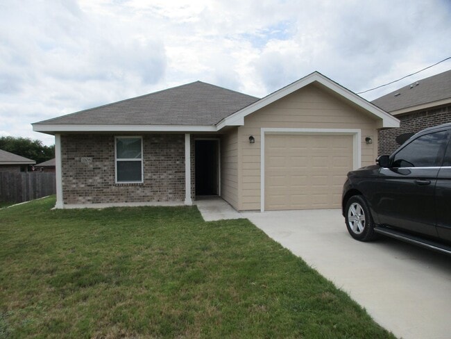 3/2 Brick Home in Lampasas - 3/2 Brick Home in Lampasas