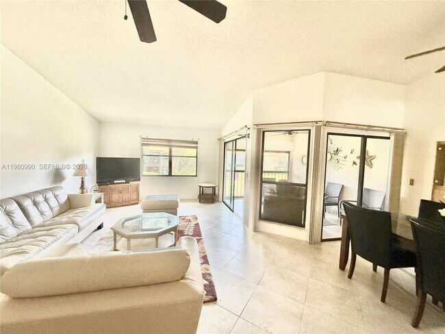 Photo - 3310 Perimeter Dr Unit 3310