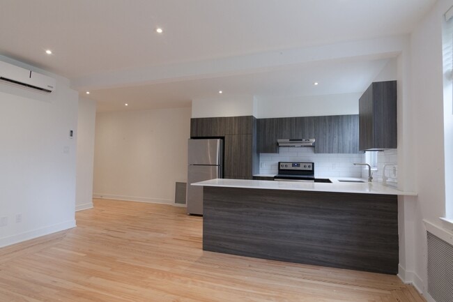 Photo - 2105 Rue Chomedey