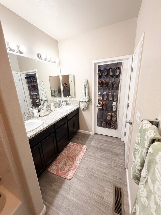 Photo - 5875 Kearney Drive