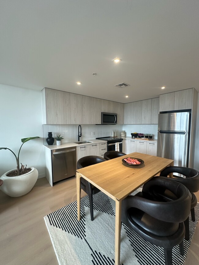 Kitchen - 130 NW 30th St