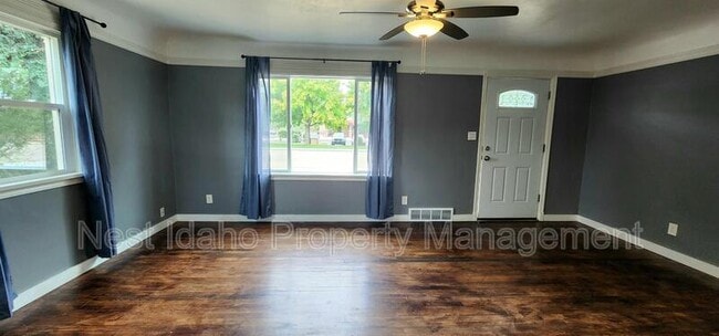 Photo - 1722 S Owyhee St