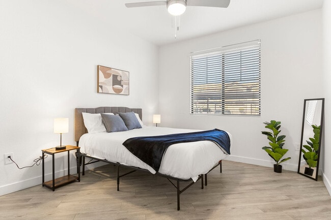 Photo - 9450 W Cabela Dr Unidad ID1014629P