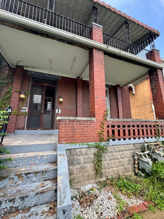 Photo - 3541 California Ave Unit #1