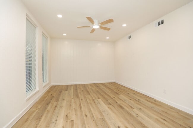 Photo - 1115 Augusta Dr Unidad A2