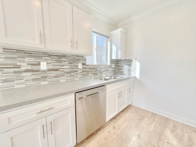 Photo - 4463 1/2 Rosewood Ave Unidad 4463 1/2 Rosewood Ave