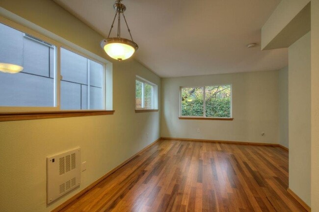 Photo - Mt. Baker - Beautiful 3 Bedroom / 2.5 Bath...