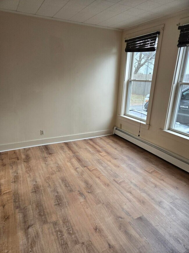 187 Essex St Unit #2