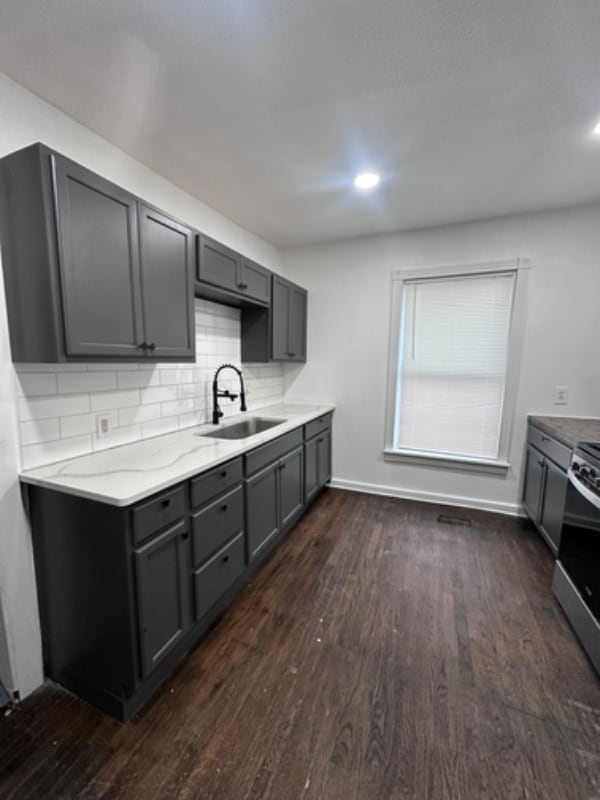 Photo - 3304 Davenport St