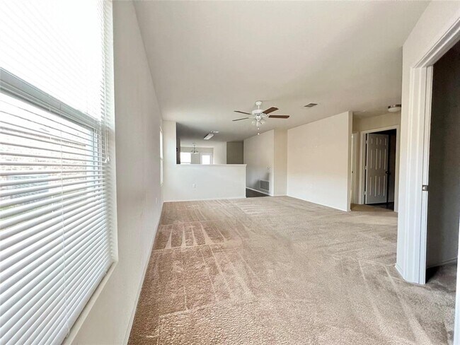 Photo - 5717 Levenwood Ln
