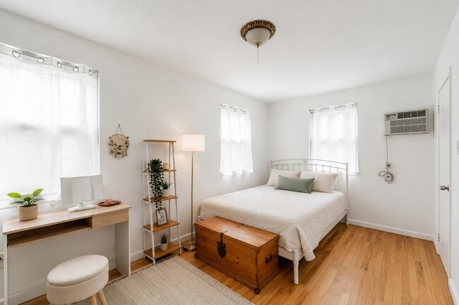 Photo - 66 46th St