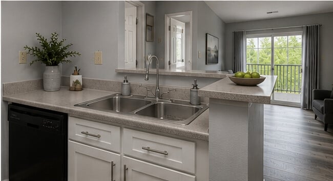 1BR, 1BA - 930SF - Kitchen