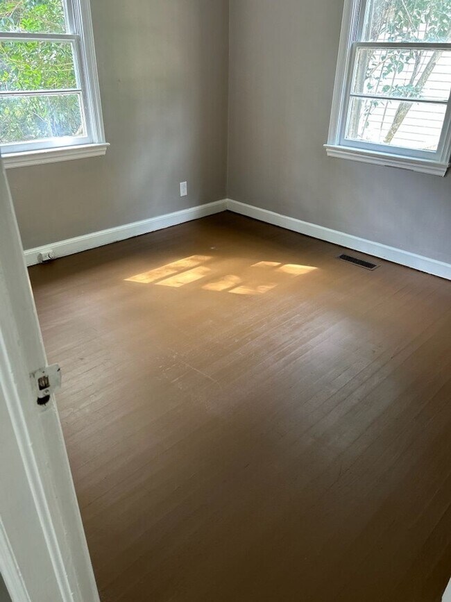 Two Bedroom One Bath House in Winston Salem House Rental in Winston