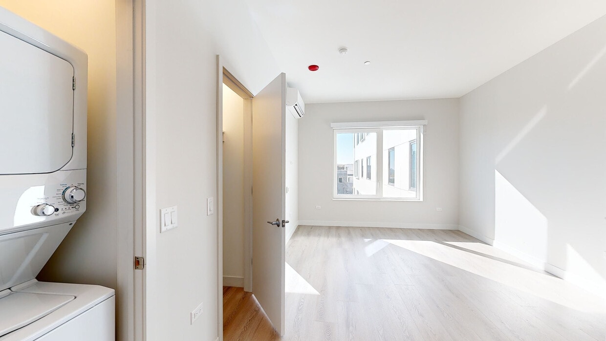 Photo - Inspire West Town Apartments