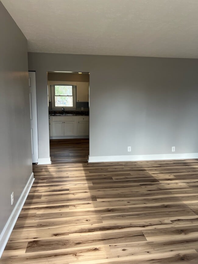 Photo - 119 Lakeview Dr