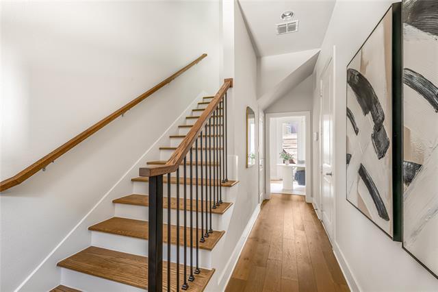 Photo - 381 E Greenbriar Ln