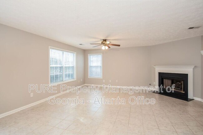 Photo - 179 Weatherstone Dr