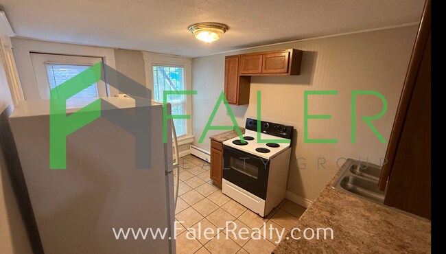 Photo - 664 Oak St Unidad 1