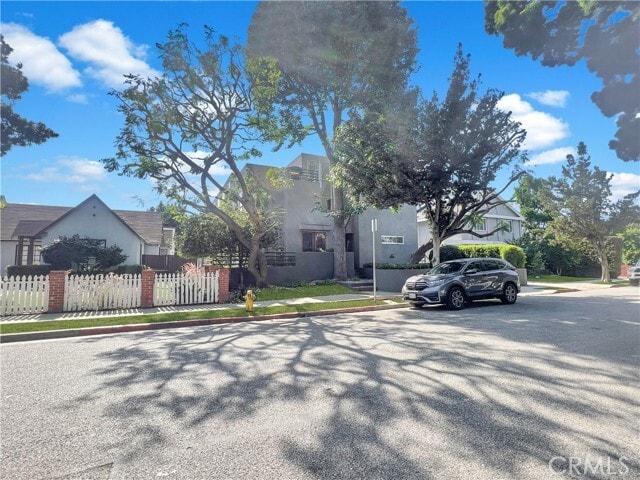 Building Photo - 2408 34th St Rental