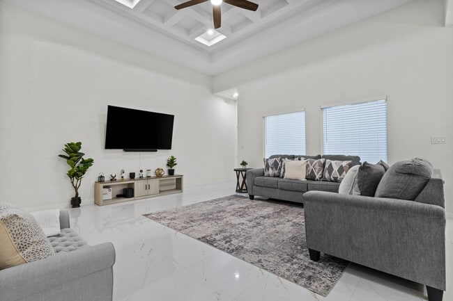 Photo - 7425 Lake Havasu