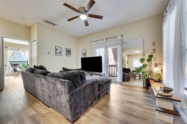 Photo - 3011 Fruth St Unit 101