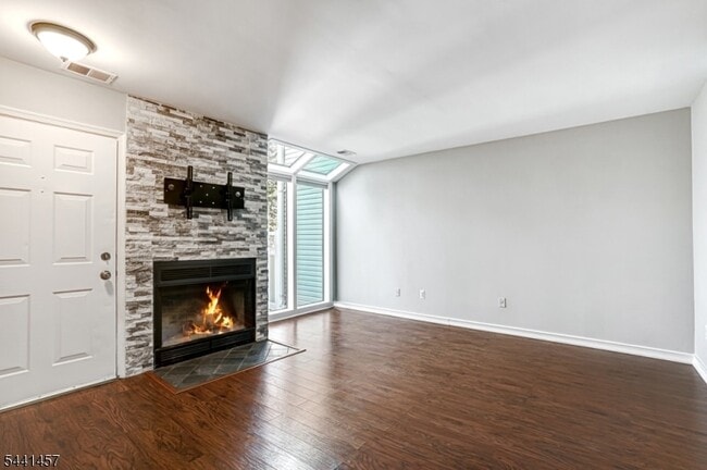 29 Encampment Dr