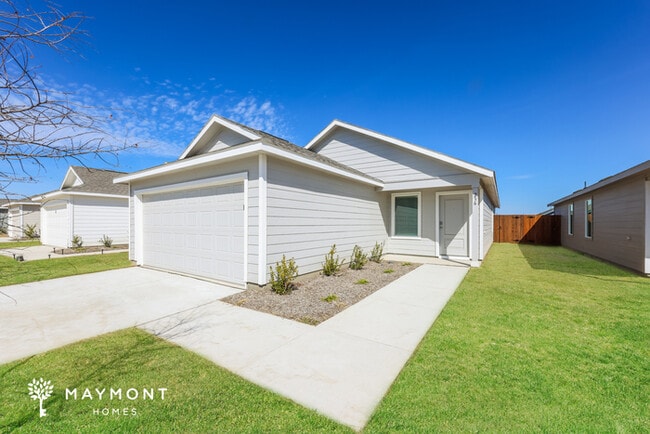 Photo - 236 Sycamore Pl