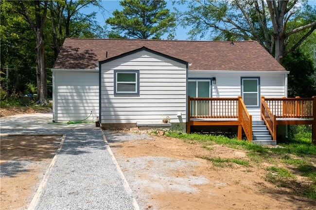 Photo - 3822 Bakers Ferry Rd SW