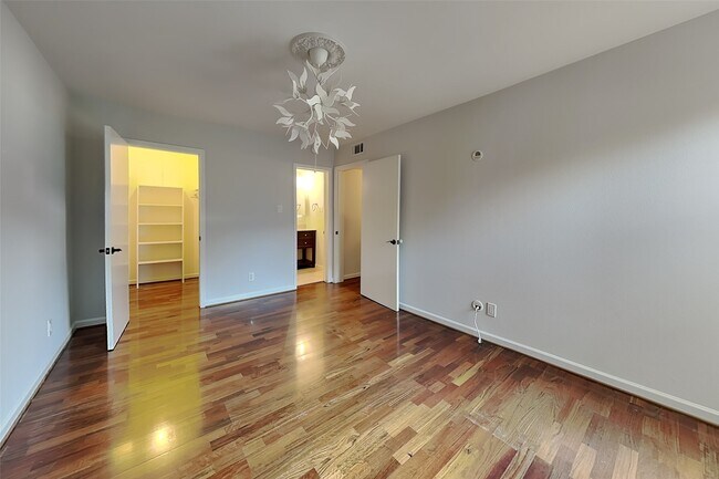 Photo - 505 Westcott St Unit 102