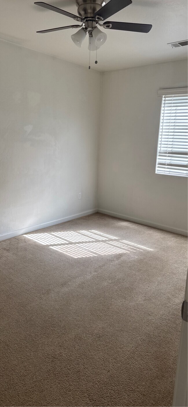 Photo - 5802 Ashintully Ave