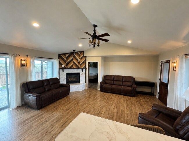 Photo - 1113 E Gallatin Ave