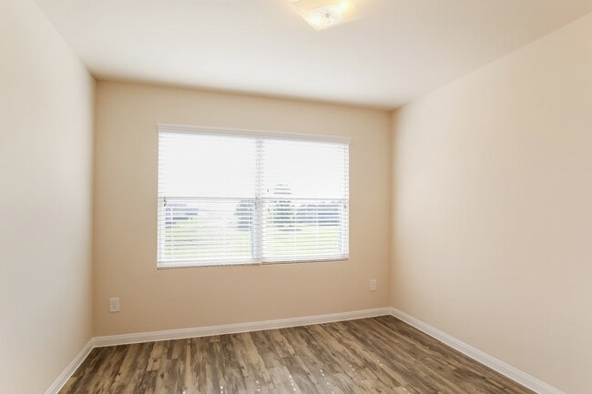 Photo - 11943 Munich Dr