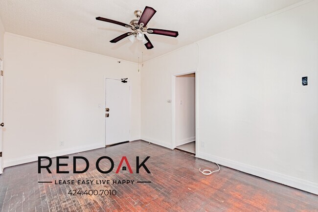 2743 San Marino St Unit 104