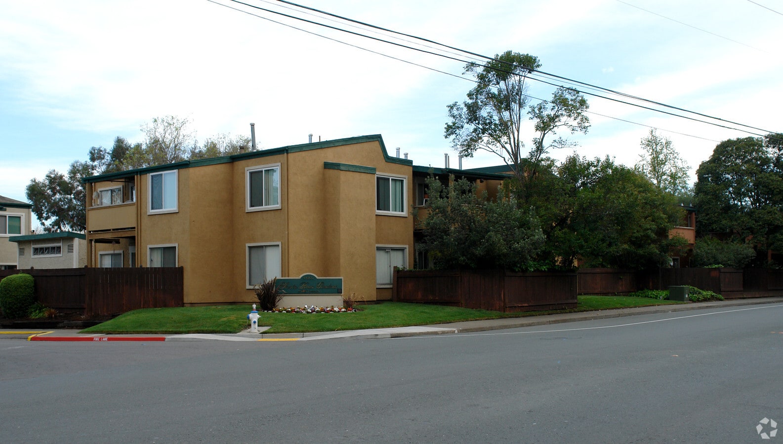 Photo - Santa Rosa Garden Apartments