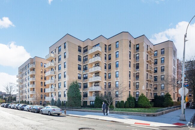 Photo - 200 Corbin Pl