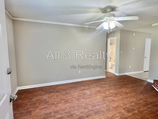 Photo - 116 Hargis Dr