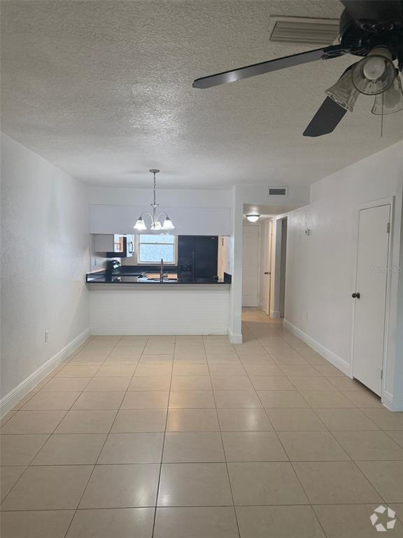 Building Photo - 6036 Amberly Ct Rental