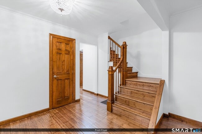 Photo - 190 E Rocks Rd