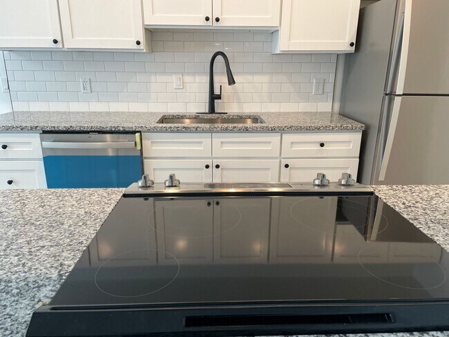 1206 W Columbia Ave Unit B