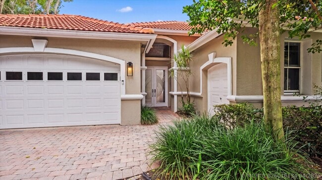 10891 Fairmont Village Dr